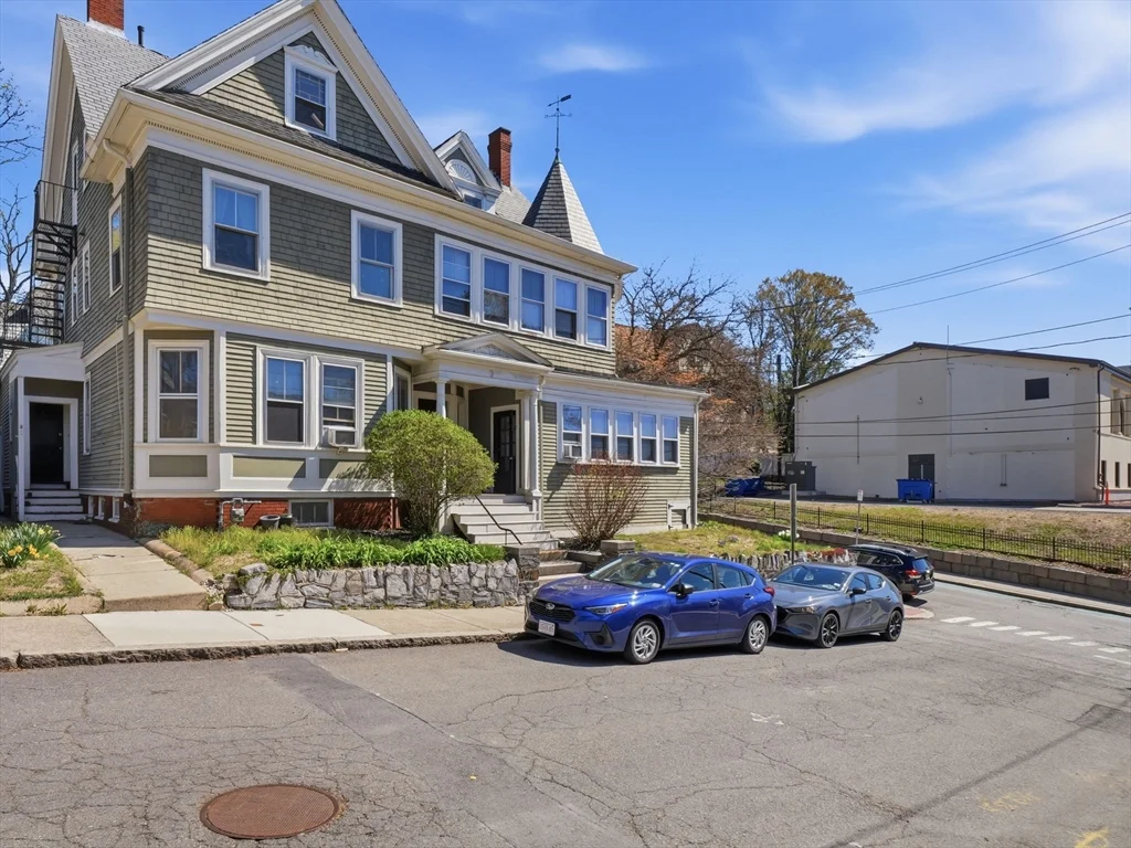 2 bed, 1 bath apartment for rent at 3 Monmouth St Unit 5, Spring Hill — photo 27 of 29