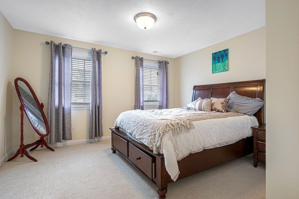 3 bed, 2 bath apartment for rent at 3 Moore Dr, Millbury — photo 18 of 27