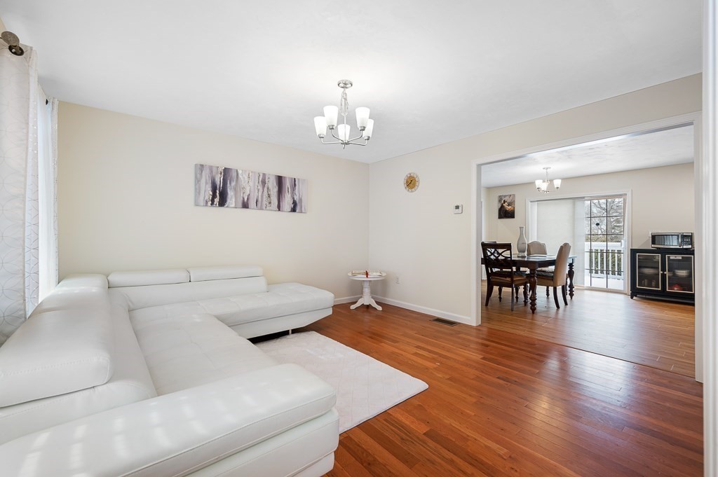 3 bed, 2 bath apartment for rent at 3 Moore Dr, Millbury — photo 9 of 27