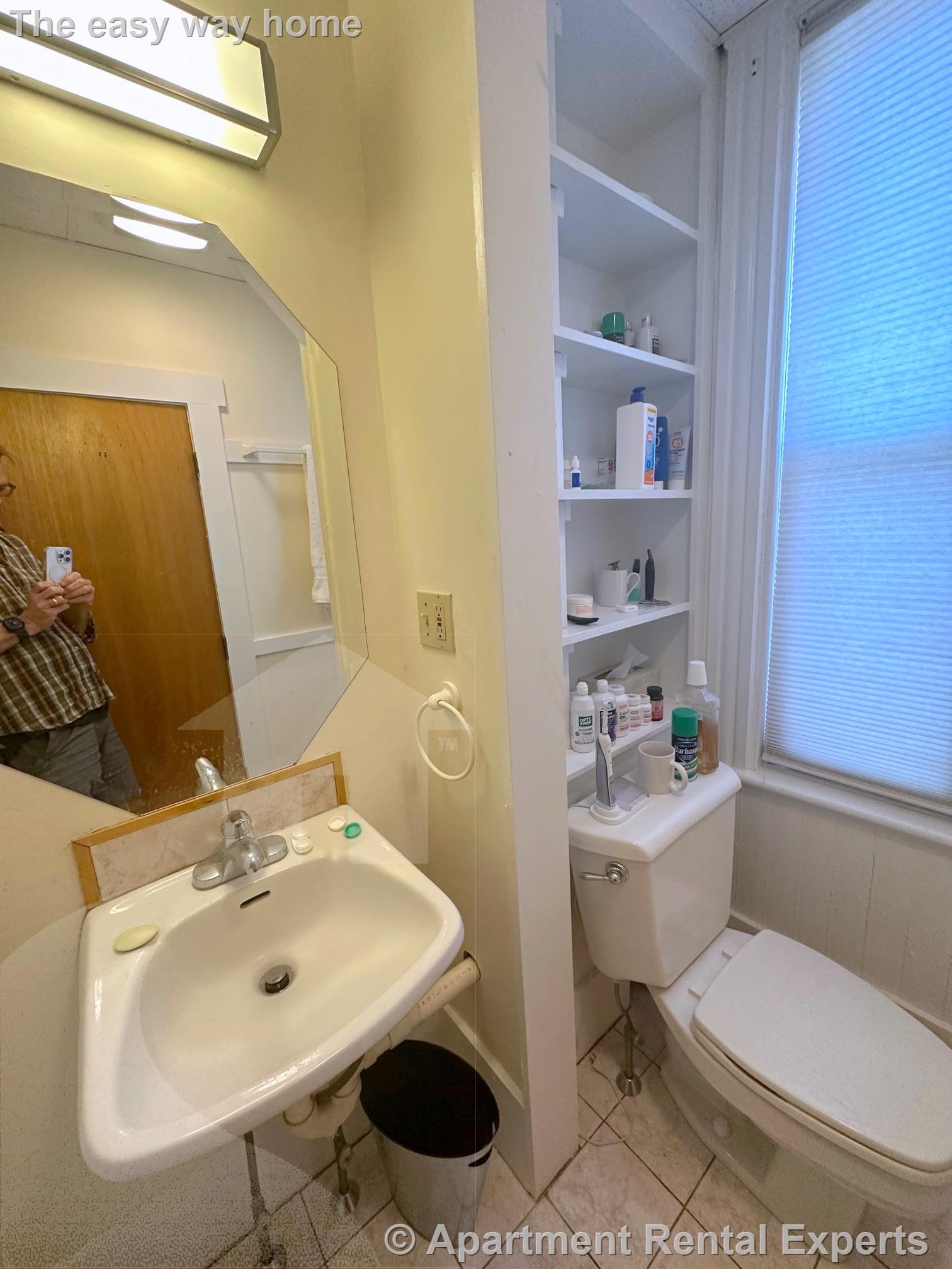 1 bed, 1 bath apartment for rent at 3 Moore St Unit 1, Teele Square — photo 9 of 11