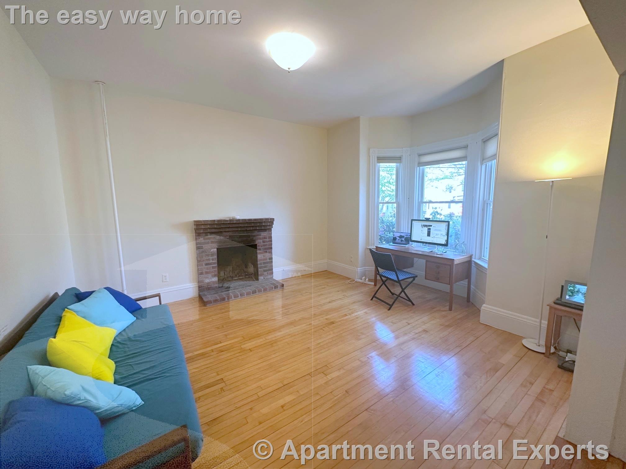 1 bed, 1 bath apartment for rent at 3 Moore St Unit 1, Teele Square — photo 4 of 11