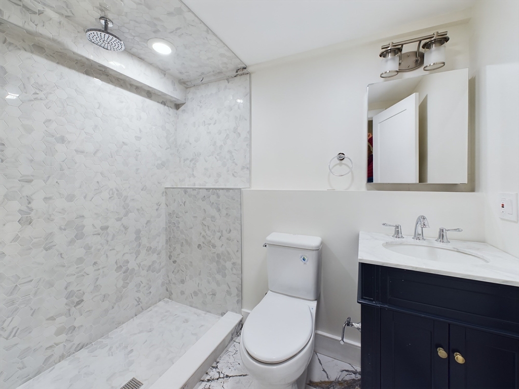 2 bed, 1.5 bath apartment for rent at 3 Morton Pl Unit 1A, East Boston — photo 7 of 7