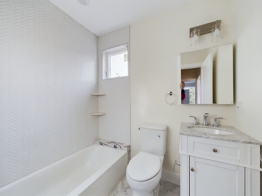 2 bed, 1.5 bath apartment for rent at 3 Morton Pl Unit 2, East Boston — photo 8 of 10