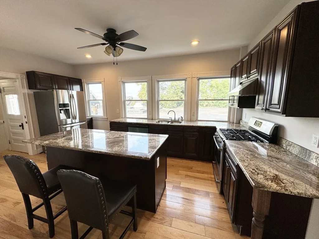 4 bed, 1 bath apartment for rent at 3 Mount Vernon St Unit 2, Dorchester