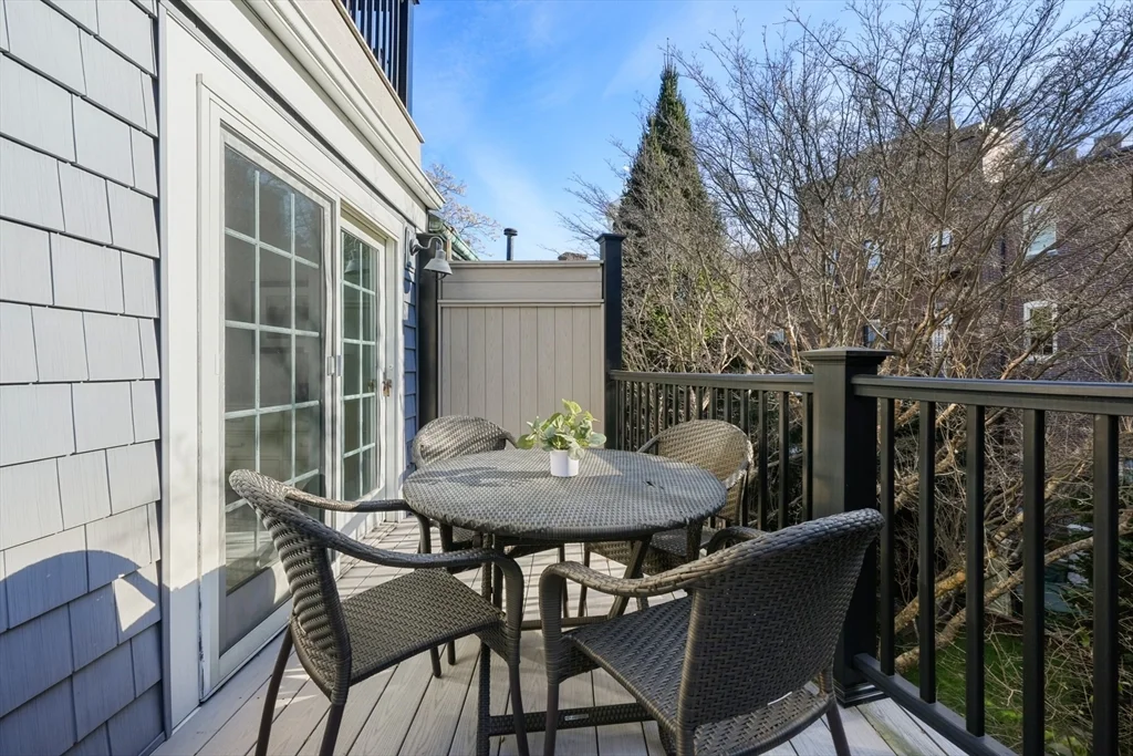 3 bed, 2 bath apartment for rent at 3 Mount Vernon Sq Unit 2, Beacon Hill — photo 31 of 34