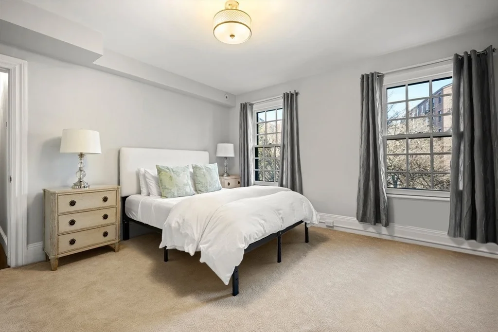 3 bed, 2 bath apartment for rent at 3 Mount Vernon Sq Unit 2, Beacon Hill — photo 26 of 34