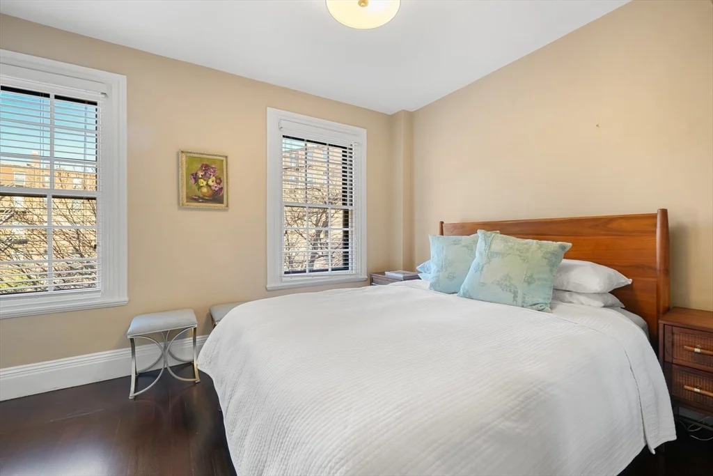 3 bed, 2 bath apartment for rent at 3 Mount Vernon Sq Unit 2, Beacon Hill — photo 23 of 34