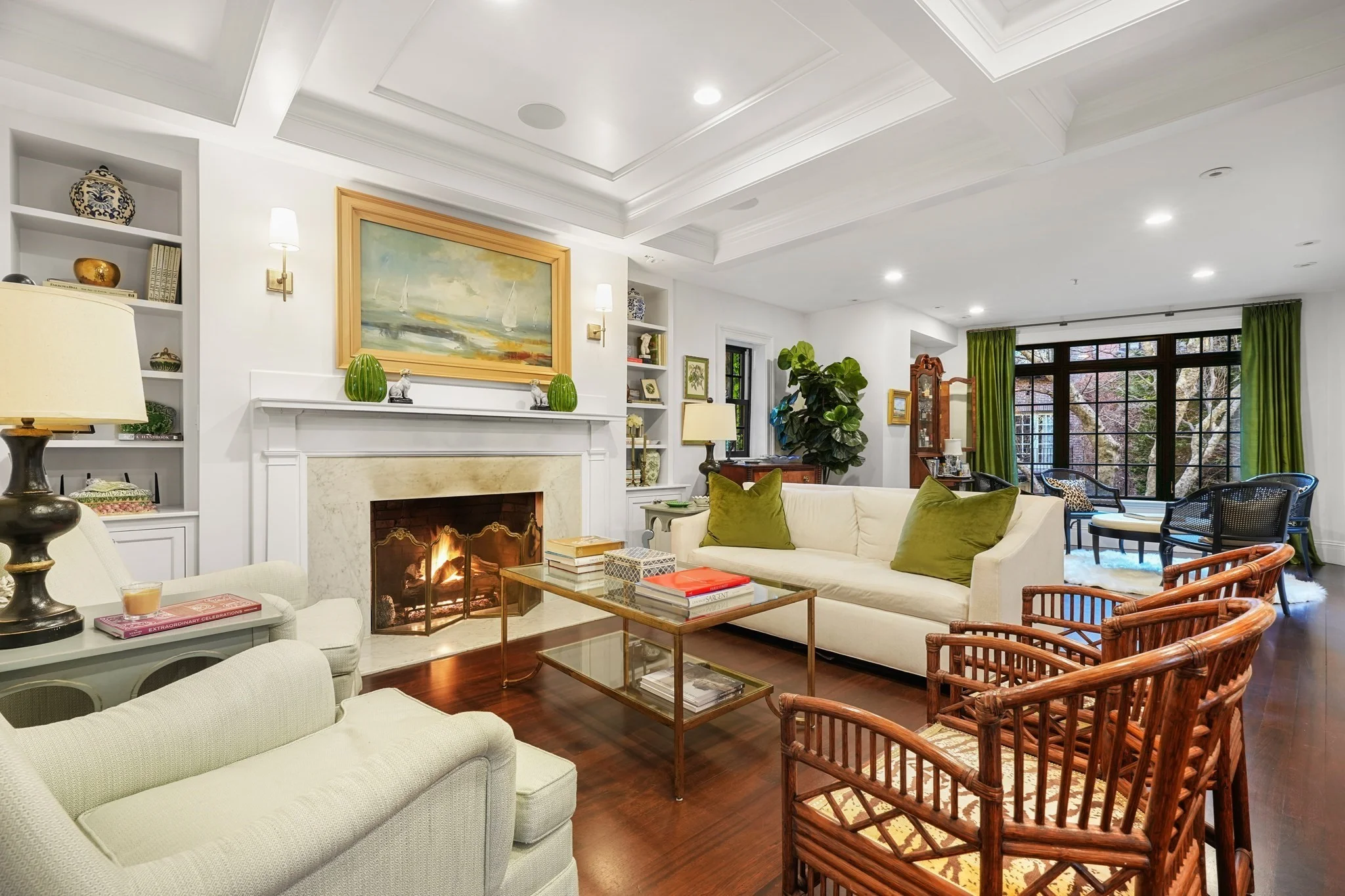 3 bed, 2 bath apartment for rent at 3 Mt Vernon Sq Unit 2, Beacon Hill