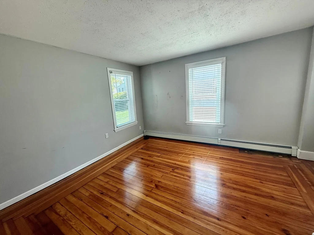2 bed, 1 bath apartment for rent at 3 Murray St Unit 1, Downtown — photo 13 of 15
