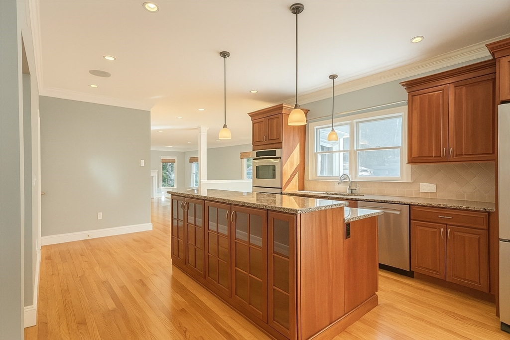 5 bed, 3 bath apartment for rent at 3 Myrna Rd, Lexington — photo 15 of 38