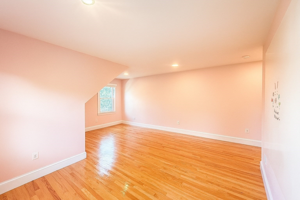 5 bed, 3 bath apartment for rent at 3 Myrna Rd, Lexington — photo 34 of 38