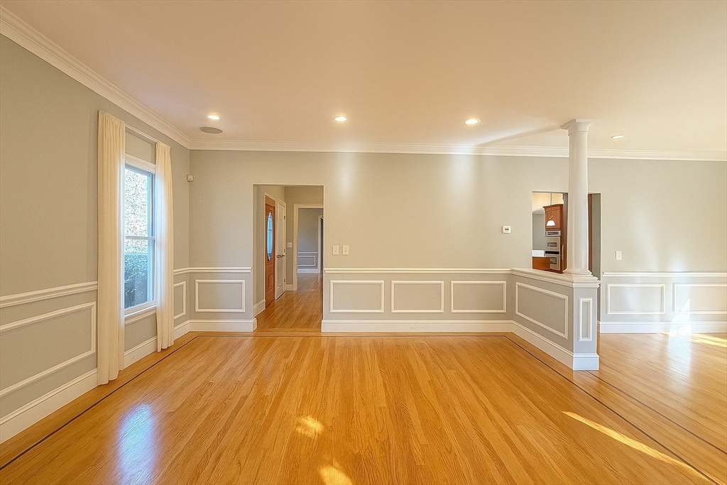 5 bed, 3 bath apartment for rent at 3 Myrna Rd, Lexington — photo 5 of 38