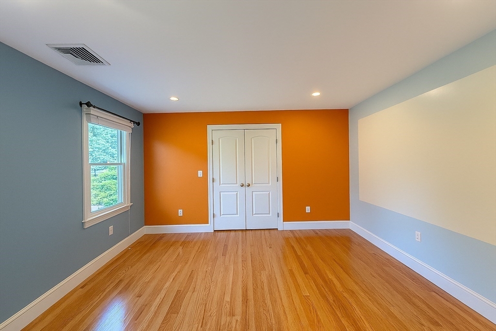 5 bed, 3 bath apartment for rent at 3 Myrna Rd, Lexington — photo 29 of 38