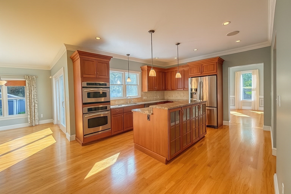 5 bed, 3 bath apartment for rent at 3 Myrna Rd, Lexington — photo 14 of 38