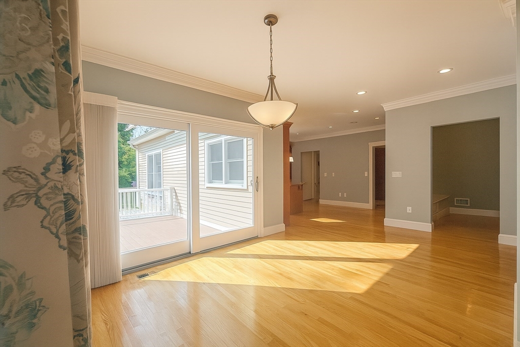 5 bed, 3 bath apartment for rent at 3 Myrna Rd, Lexington — photo 17 of 38
