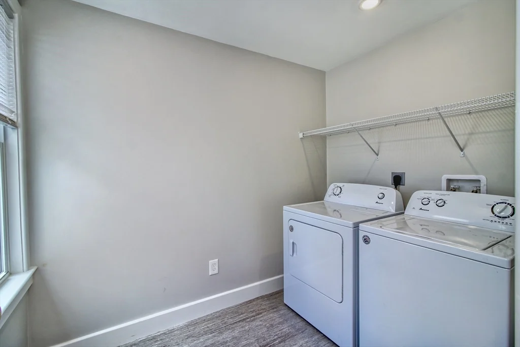 2 bed, 2 bath apartment for rent at 3 Neilon Park Unit 3, Malden — photo 8 of 12