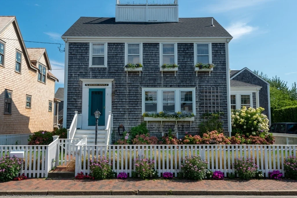 6 bed, 4+ bath apartment for rent at 3 North Beach St, Brant Point — photo 13 of 13