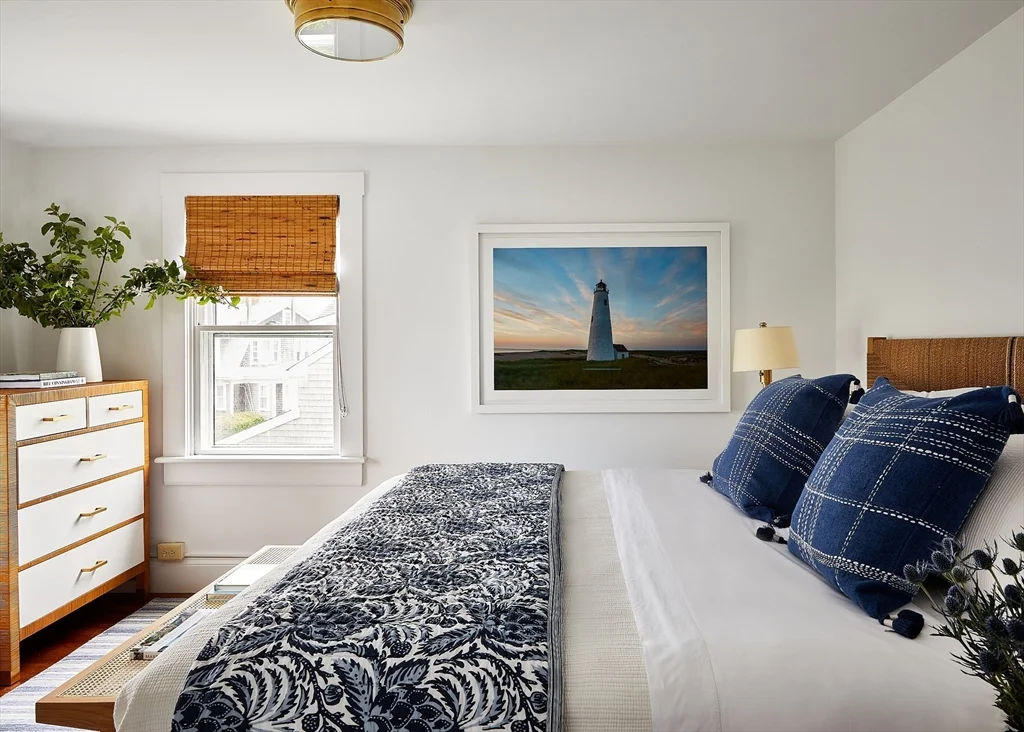 6 bed, 4+ bath apartment for rent at 3 North Beach St, Brant Point — photo 9 of 13