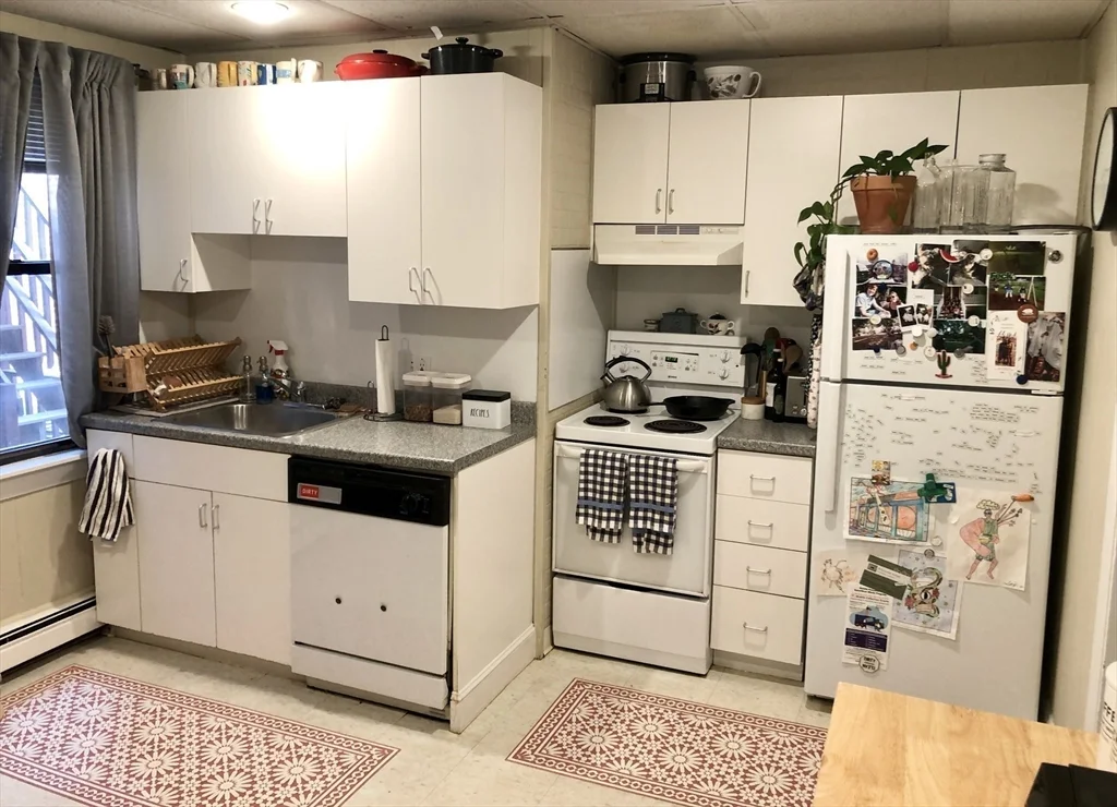 2 bed, 1 bath apartment for rent at 3 Oak Ter Unit 301, Spring Hill — photo 5 of 20