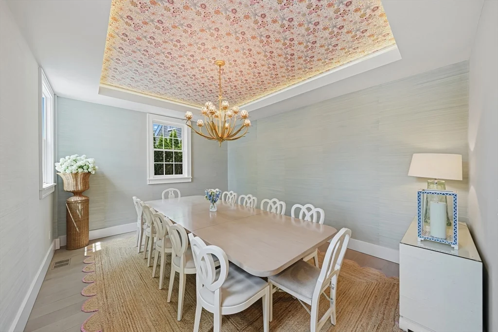 6 bed, 4+ bath apartment for rent at 3 Old Farm Rd, Nantucket — photo 17 of 40
