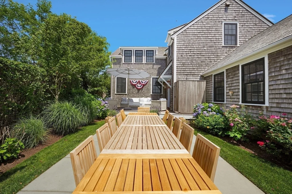 6 bed, 4+ bath apartment for rent at 3 Old Farm Rd, Nantucket — photo 36 of 40