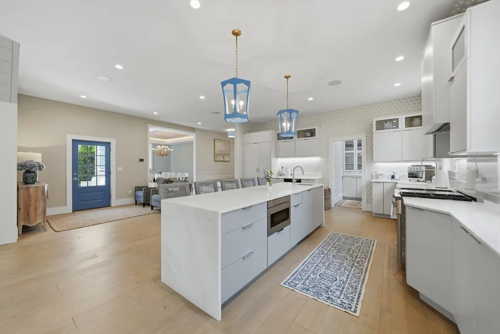 6 bed, 4+ bath apartment for rent at 3 Old Farm Rd, Nantucket — photo 14 of 40