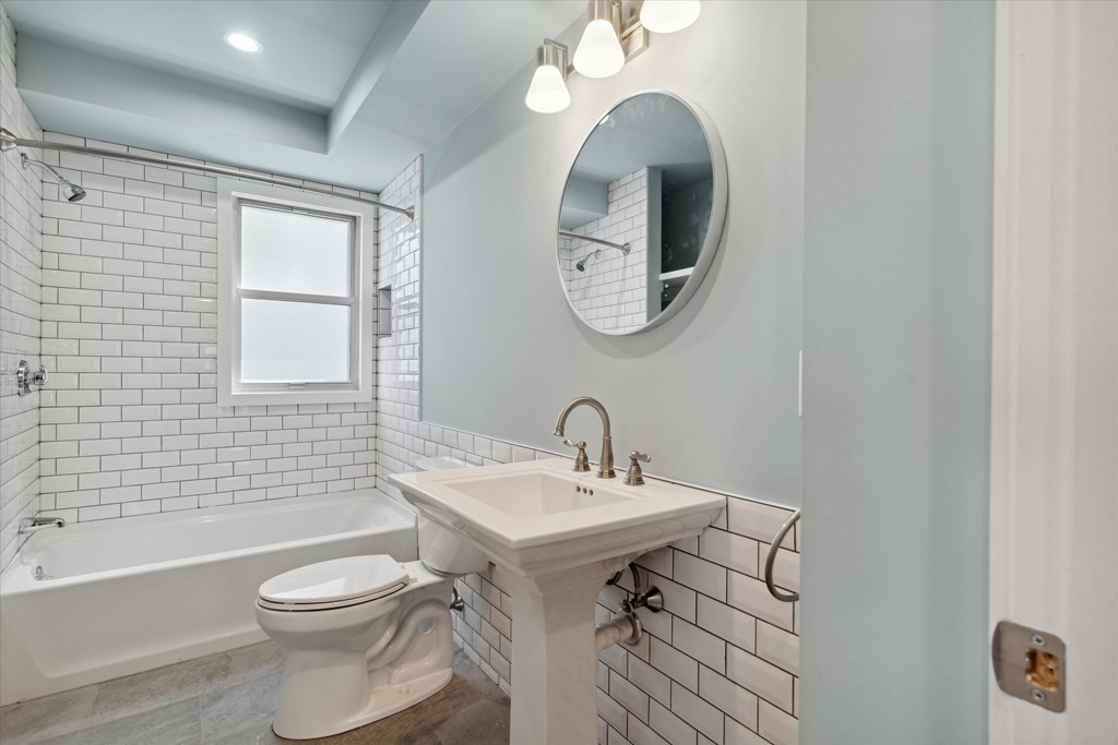 2 bed, 1 bath apartment for rent at 3 Orchard St Unit 2, Revere — photo 13 of 15
