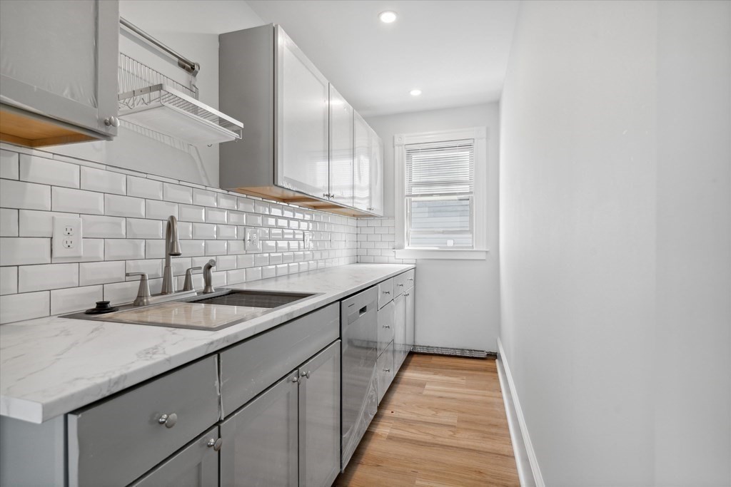 2 bed, 1 bath apartment for rent at 3 Orchard St Unit 3, Revere — photo 9 of 17