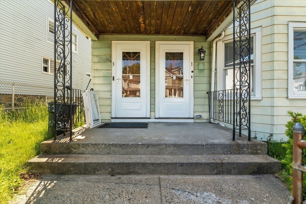 2 bed, 1 bath apartment for rent at 3 Orchard St Unit 3, Revere — photo 16 of 17