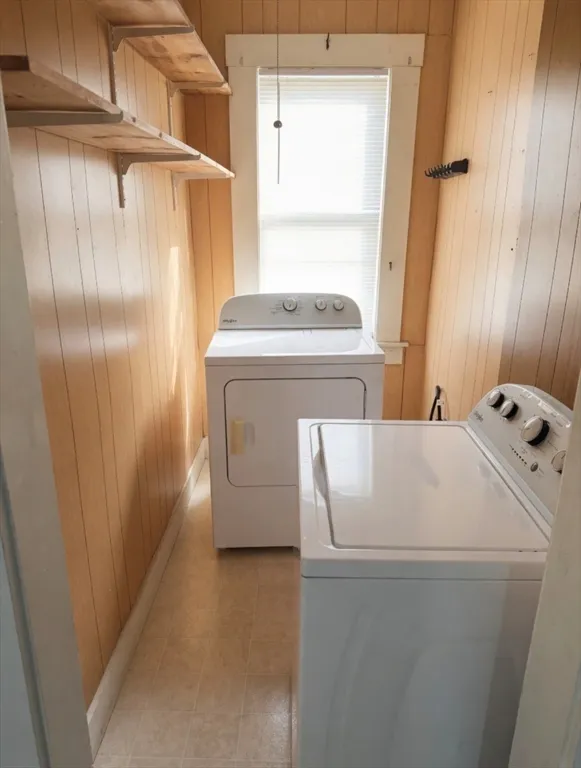 2 bed, 1 bath apartment for rent at 3 Orchard St Unit A, Millbury Junction — photo 7 of 8