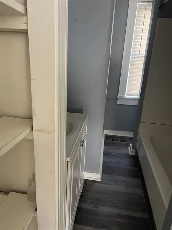 2 bed, 1 bath apartment for rent at 3 Orchard St Unit B, Millbury Junction — photo 6 of 17