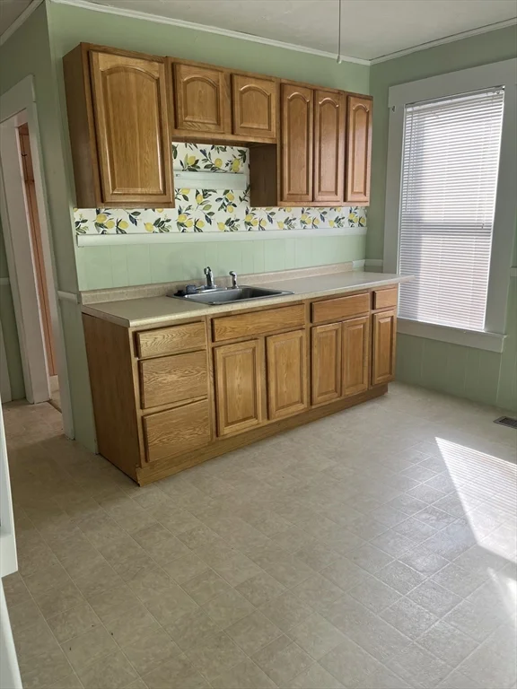 2 bed, 1 bath apartment for rent at 3 Orchard St Unit B, Millbury Junction — photo 7 of 17