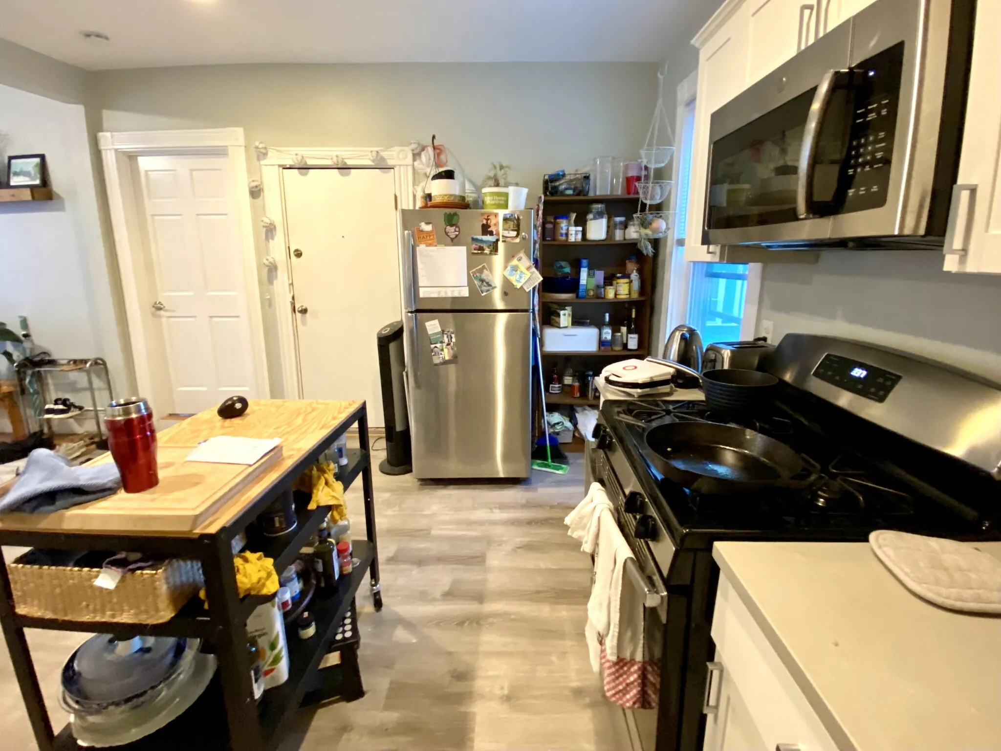 4 bed, 2 bath apartment for rent at 3 Oswald St Unit 2, Mission Hill — photo 4 of 22