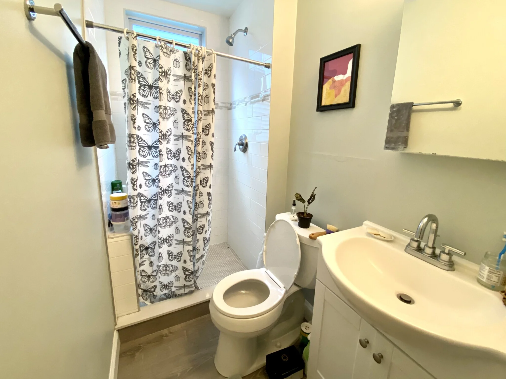 4 bed, 2 bath apartment for rent at 3 Oswald St Unit 2, Mission Hill — photo 21 of 22