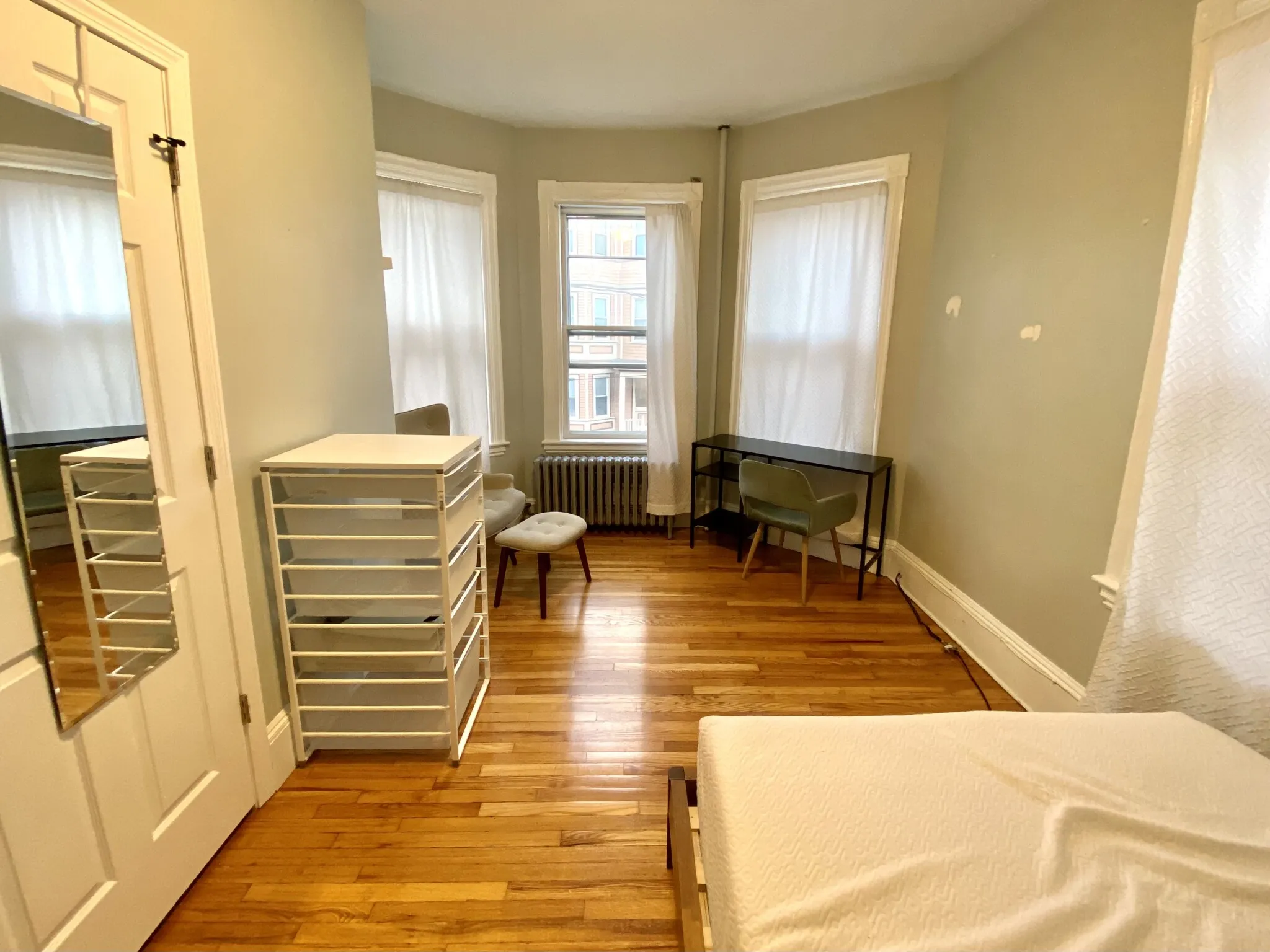 4 bed, 2 bath apartment for rent at 3 Oswald St Unit 2, Mission Hill — photo 12 of 22