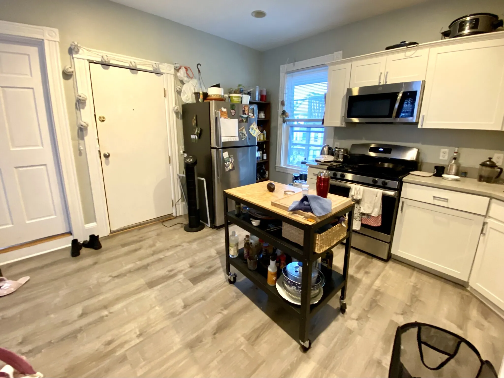 4 bed, 2 bath apartment for rent at 3 Oswald St Unit 2, Mission Hill — photo 1 of 22