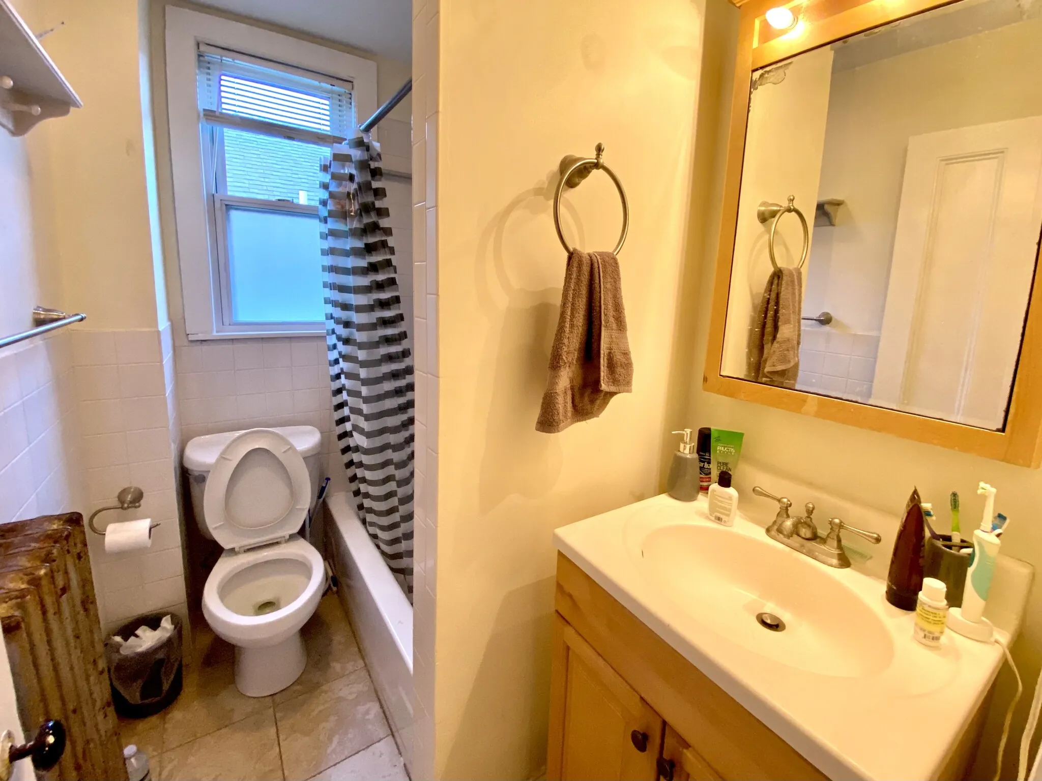 4 bed, 1 bath apartment for rent at 3 Oswald St Unit 3, Mission Hill — photo 8 of 23