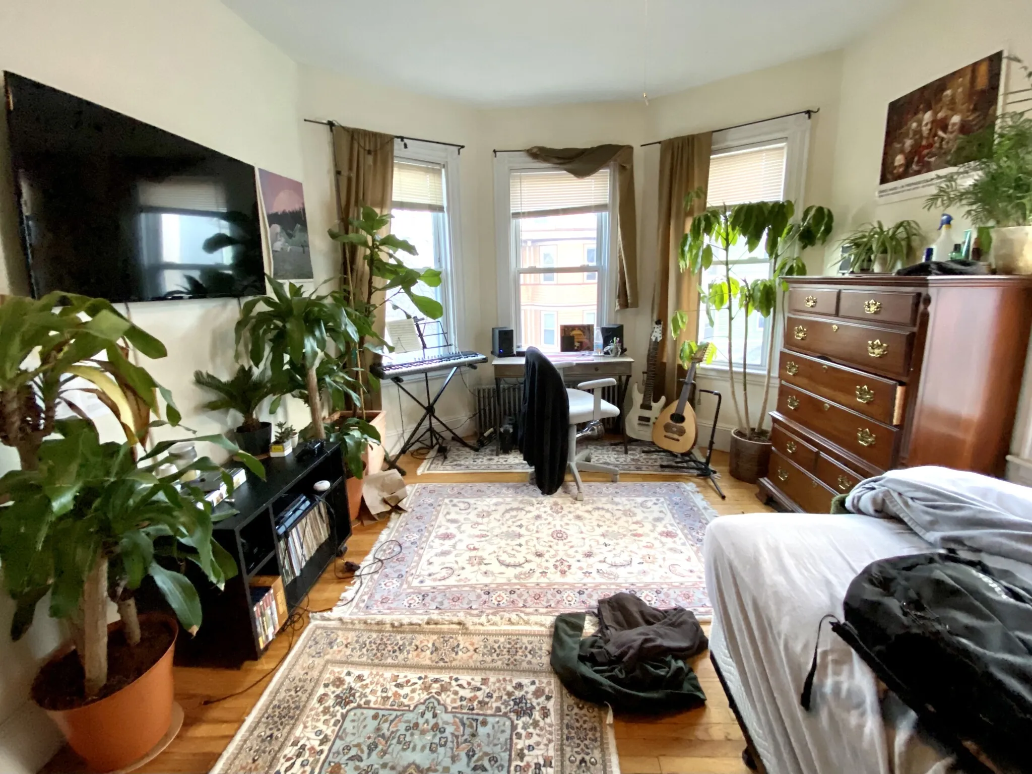 4 bed, 1 bath apartment for rent at 3 Oswald St Unit 3, Mission Hill — photo 19 of 23