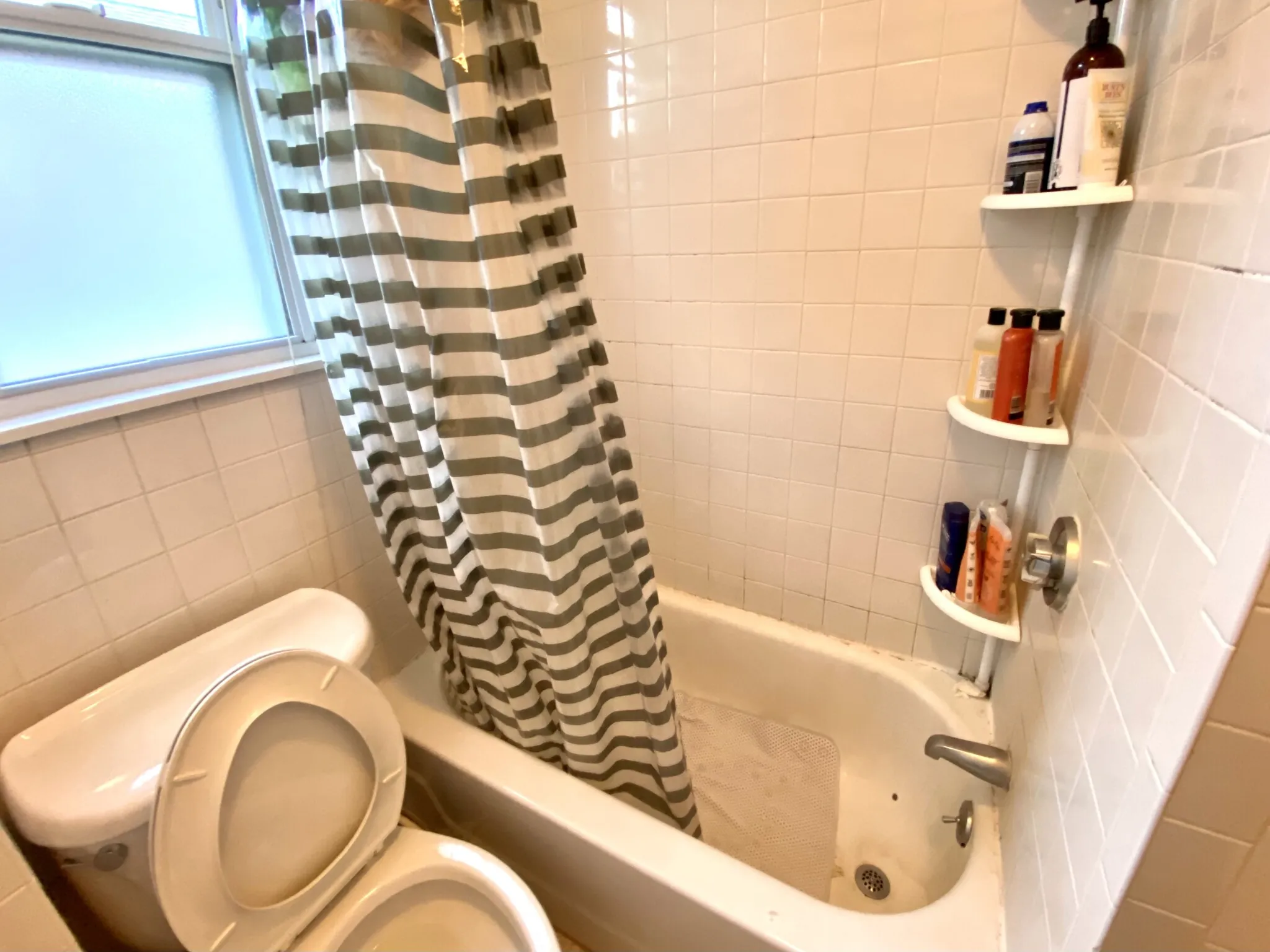 4 bed, 1 bath apartment for rent at 3 Oswald St Unit 3, Mission Hill — photo 12 of 23