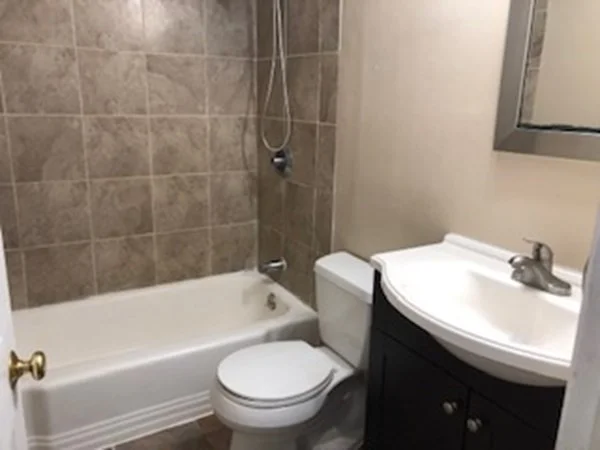 2 bed, 1 bath apartment for rent at 3 Pailet Dr Unit 2, Chelmsford — photo 4 of 6