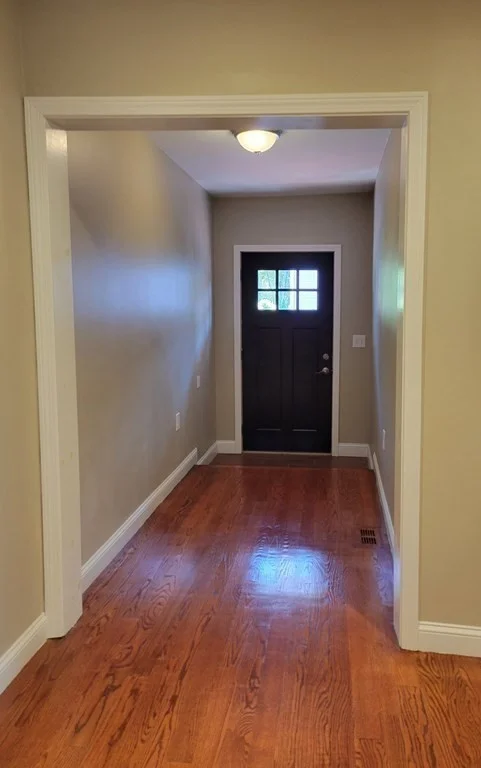 3 bed, 2 bath apartment for rent at 3 Pearl St Unit 1, Stoneham — photo 5 of 19