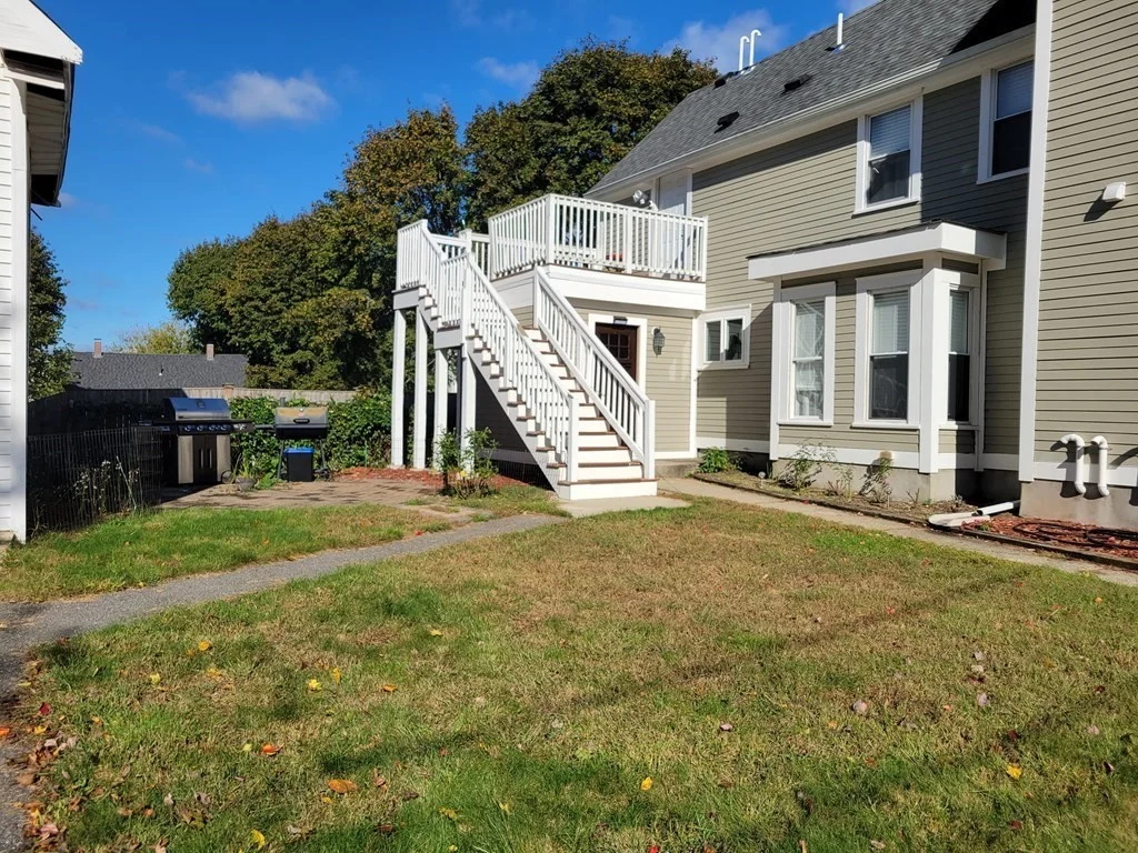 3 bed, 2 bath apartment for rent at 3 Pearl St Unit 1, Stoneham — photo 3 of 19