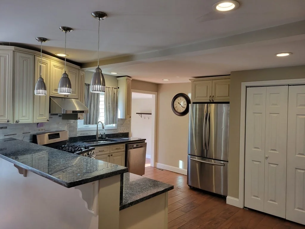 3 bed, 2 bath apartment for rent at 3 Pearl St Unit 1, Stoneham — photo 9 of 19