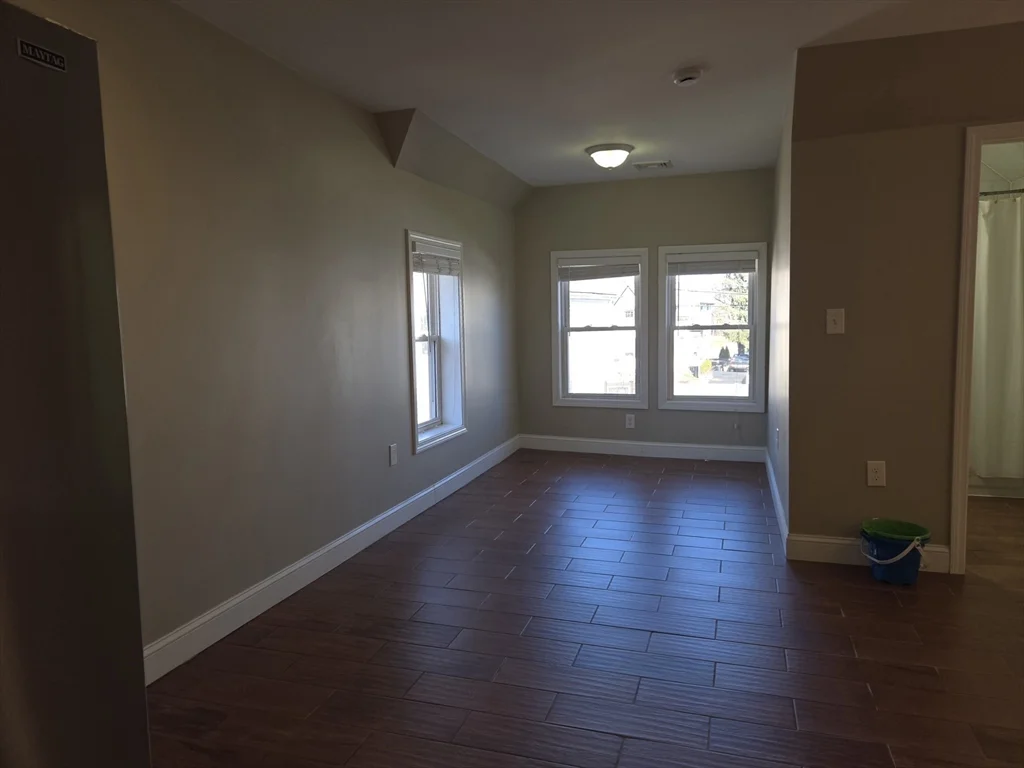 4 bed, 1 bath apartment for rent at 3 Pearl St Unit 2, Stoneham — photo 15 of 21