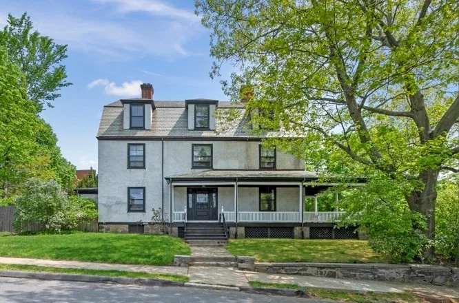 4 bed, 3 bath apartment for rent at 3 Philbrick Rd, Brookline Hills — photo 2 of 20