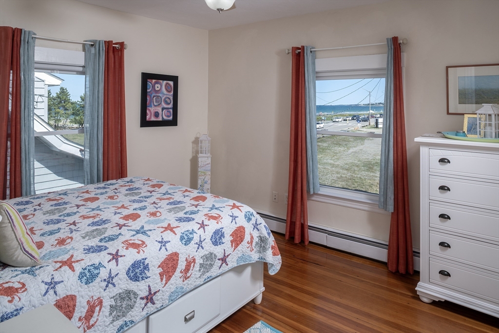 5 bed, 2 bath apartment for rent at 3 Phipps, Kenberma — photo 20 of 29