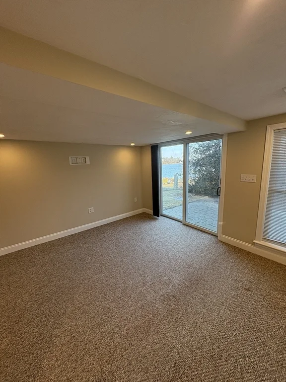 1 bed, 1 bath apartment for rent at 3 Piraino Ln Unit 1, Gloucester — photo 11 of 22