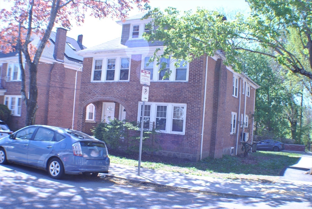 2 bed, 1 bath apartment for rent at 3 Portina Rd Unit 3A, Brighton — photo 7 of 8