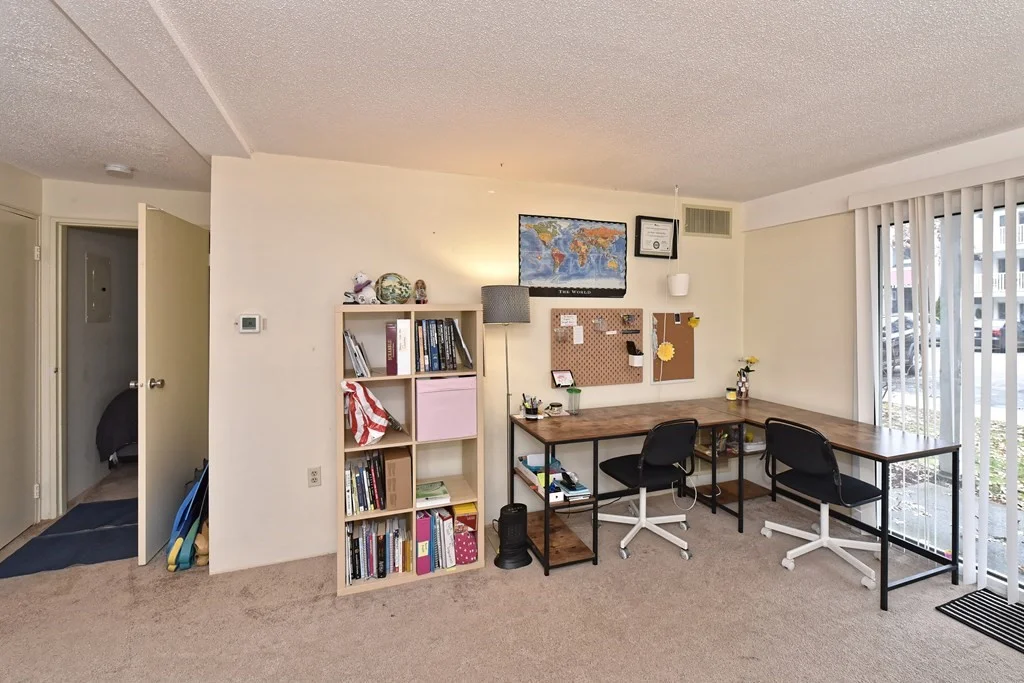 1 bed, 1 bath apartment for rent at 3 Post Oak Ln Unit 3, Natick — photo 4 of 24