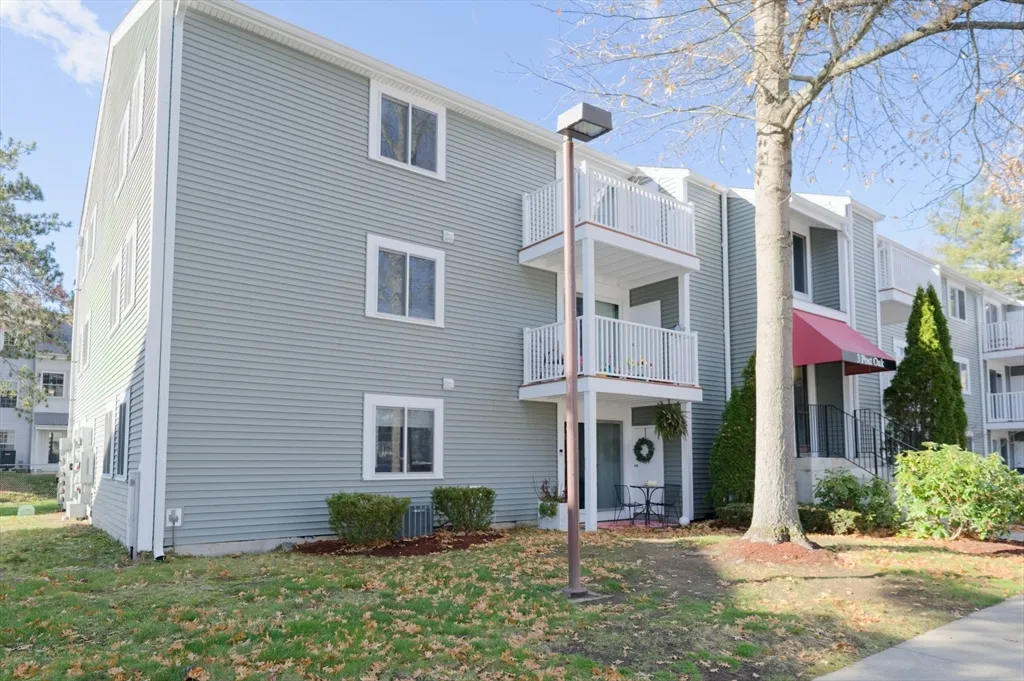 2 bed, 1 bath apartment for rent at 3 Post Oak Ln Unit 9, Natick — photo 26 of 30